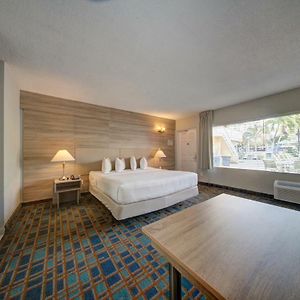 Standard Zimmer mit Kingsize-Bett
